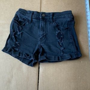 Womens hollister black jean shorts in size: 26